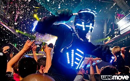 Photo de Life by Night - Robots Led pour Discothèques - Domarin - Grenoble 