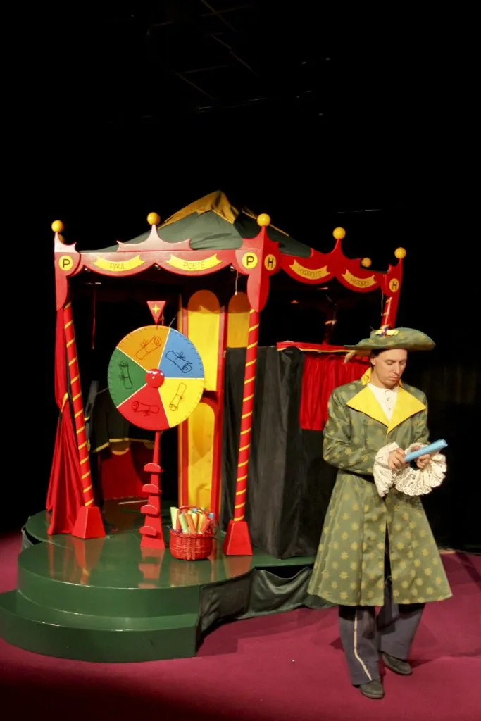Les Folies Foraines de Fernand
Spectacle sur la fête foraine des années 60 - 3/9 ans
