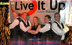 Photo de Liveitup - Live band - Sheffield