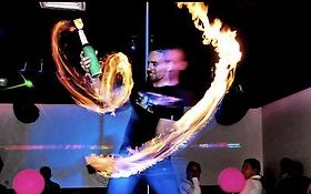 Photo de Fashion Flair - Barman Jongleur - PARIS - ILE DE FRANCE