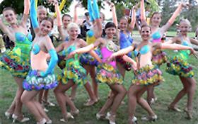 Photo de Maximum Show - Spectacle de Rues - Fanfares... Oise
