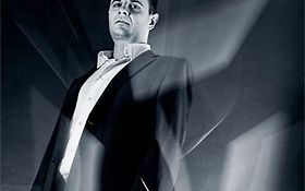 Photo de Kostya Larkin - Magicien Close up - Grande Illusion - Bordeaux