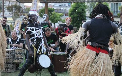 Photo de Percussions, Danses, contes et musiques d'Afrique de l Ouest / NICE 