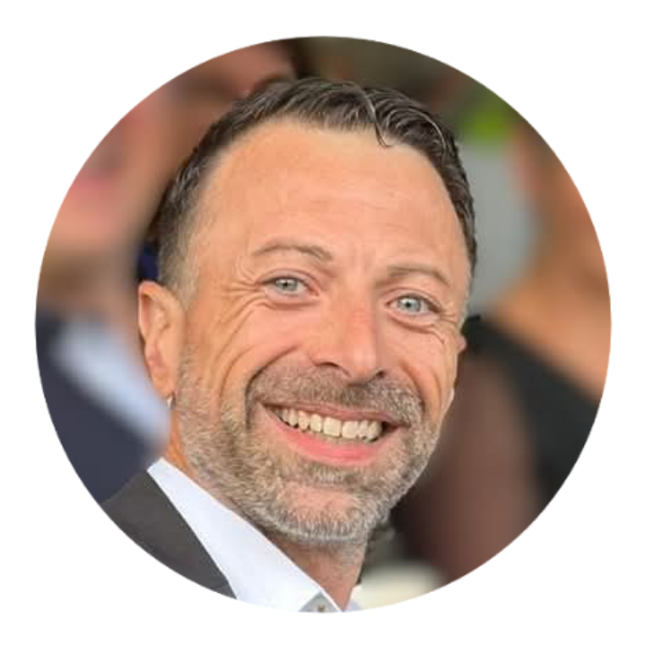 Sébastien Ladruze Magicien illusionniste Yonne 89, en Seine et marne 77, L'aube 10, Saône et Loire 71, cote d'or 21, Nièvre 58, Loiret, les Yvelines 78, Essonne 91, val de marne 94