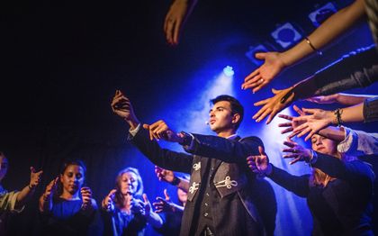 Photo de CHRIS SEYNER | HYPNOTISEUR DE SPECTACLE 