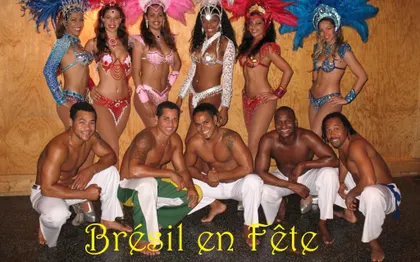 Photo de Brésil en Fête>Animation-Samba-Danseuse-Brésilienne-Batucada-Capoeira