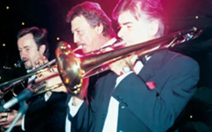 Photo de ORCHESTRE VARIETE - JAZZ - VILLENEUVE LE ROI 94 - WILLIAM GUEDJ