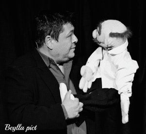 Raymond et julien rouge ventriloque de l'hérault