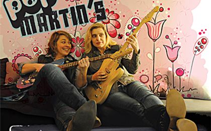 Photo de POP MARTIN'S - DUO FEMININ MUSICIENNES - ORCHESTRE FEMININ