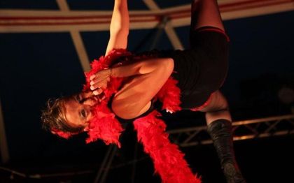 Photo de Cie Commun Accord - SPECTACLE DE CIRQUE - JONGLEUR - TRAPEZISTE - GRENOBLE