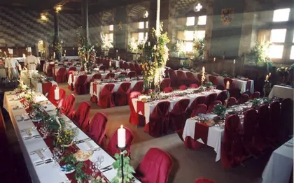 Photo de Location de matériel pour banquets - Tables - Chaises - Vaisselle - VAUD - SUISSE