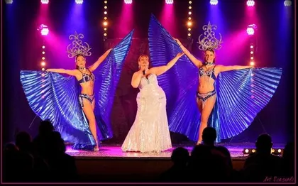 Photo de Art Scénic - Spectacle cabaret - danse et  chant - Landes - Aquitaine