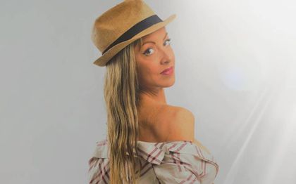 Photo de Karmen Gogo Danseuse Strip-Teaseuse / HAUTE-SAVOIE