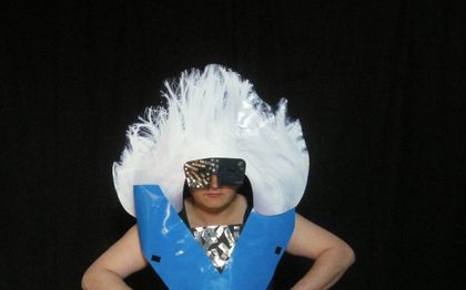 Photo de CARTON MAN - SPECTACLE TRANSFORMISTE - AUXERRE - ORLEANS - EVRY