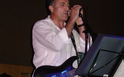 Photo de David dorian Chanteur et DJ chansons Années 60 à 90  