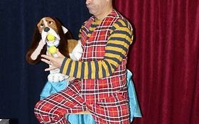 Photo de Magicien Ventriloque d' Arles - Bouches du Rhone