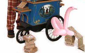 Photo de ORGUE DE BARBARIE CHANTEUR SCULPTEUR SUR BALLONS - Maisons Laffitte