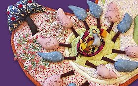 Photo de RACONTETAPIS - CONTES - CONTEURS - EXPOSITIONS - LA ROCHELLE