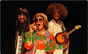 Spectacle de rue en fixe
Il Micro Disco
Orchestre de poche//musique & comédie