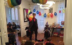 Photo de MARKOS MAGICIEN ANNIVERSAIRES ENFANTS PARIS ET ILE DE FRANCE