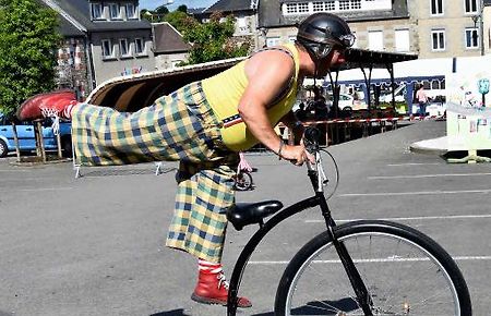 Yoyo le Clown et ses velos rigolos - Bordeaux - Gironde - Aquitaine 