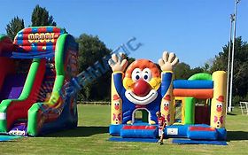 Photo de Loisirmatic - Location de Jeux Gonflables-Barbe a Papa - GIRONDE