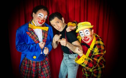 Photo de COMIQUE COMPAGNIE - Sculpteurs sur ballons - Clowns - Spectacle de rue