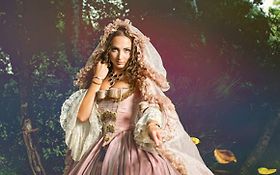 Photo de Costumes en location, articles de fêtes et décorations ballons.