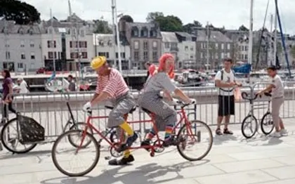Photo de Les Bricolos Circus - Clown - Le Mans - Saint Georges du Rosay
