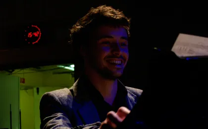 Photo de Mathieu Cepitelli - musicien et enseignant/conférencier