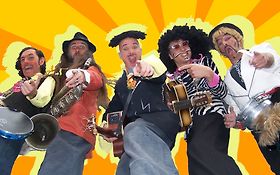 Photo de Lait yaourts brothers - Echassiers Musiciens - Spectacle de Rue