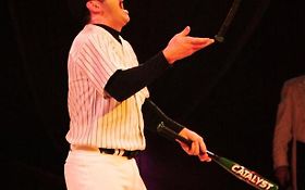 Photo de David Burlet - Jongleur Comique du plus Grand Cabaret du Monde
