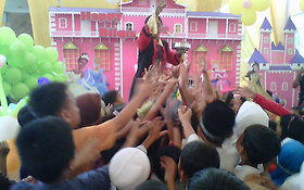 Photo de MUCHLIS - Magician -  Children Birthday party - Jakarta