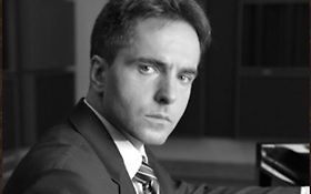 Photo de Levente Egry - Musicien Classique - Pianiste - Paris