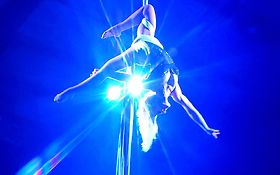 Photo de Acrobate aérienne / danseuse / Orléans Loiret 