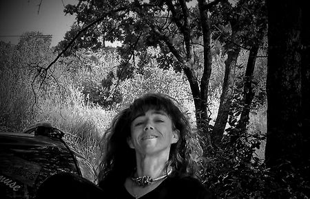 Delfine MacKinnon - musicienne harpe, cornemuse, chanteuse  / SUD