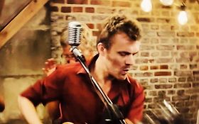 guitariste/chanteur paris Le Chat Noir