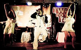 Photo de Orchestre Disco - Annees 70 - Two to you too