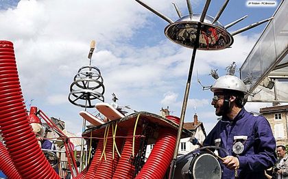 Photo de Les Pourkoapas - Spectacle de Rue Musical - BOURG EN BRESSE 01000