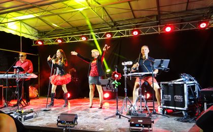 Photo de GROUPE SENSATION / Variété Musette / AIGUES MORTES
