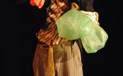 Photo de Furious BarBack - Clown - Manipulateur d'objet - Jongleur - Toulouse