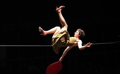 Photo de Artiste de cirque - fil de fériste/funambule Marion HERGAS