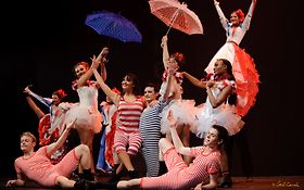 Photo de Spectacles DANSE Cabaret, Jazz, Russe, Claquettes / FRANCE PARIS