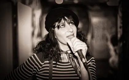 Photo de CHANTEUSE SOLANA SWING / Paris Ile-de-France