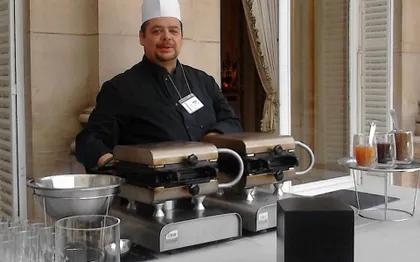 Photo de Animation crêpes, gaufres, barbe à papa / Yvelines