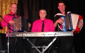Photo de "LES BIG BOSS" orchestre musette varietes- Tarbes - Toulouse - Gers