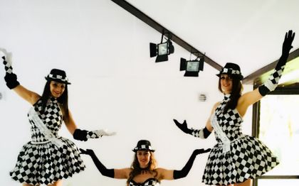 Photo de Nina Event's Echassières Spectacle FRANCE  