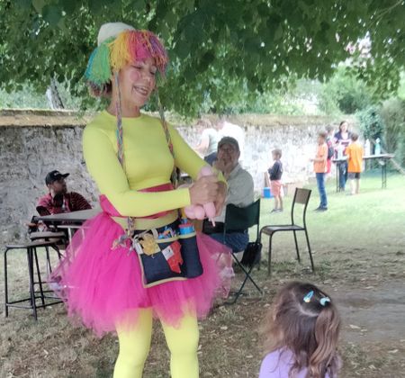 CATHY MINY - Chanteuse multigénérationnelle & Clown - BEAUVAIS