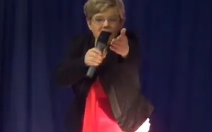 Photo de Chanteuse de variété à Lille - FRANCOISE 