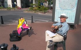 Photo de GUITARISTE-CHANTEUR-CLAVIERISTE de VARIETE ST MAUR DES FOSSES